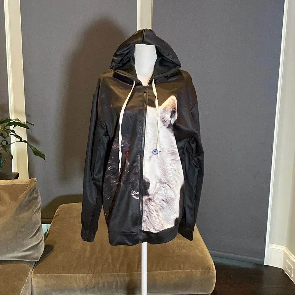 Men’s or Women’s Drawstring Zip Up Hoodie Wolf Design NWOT Large